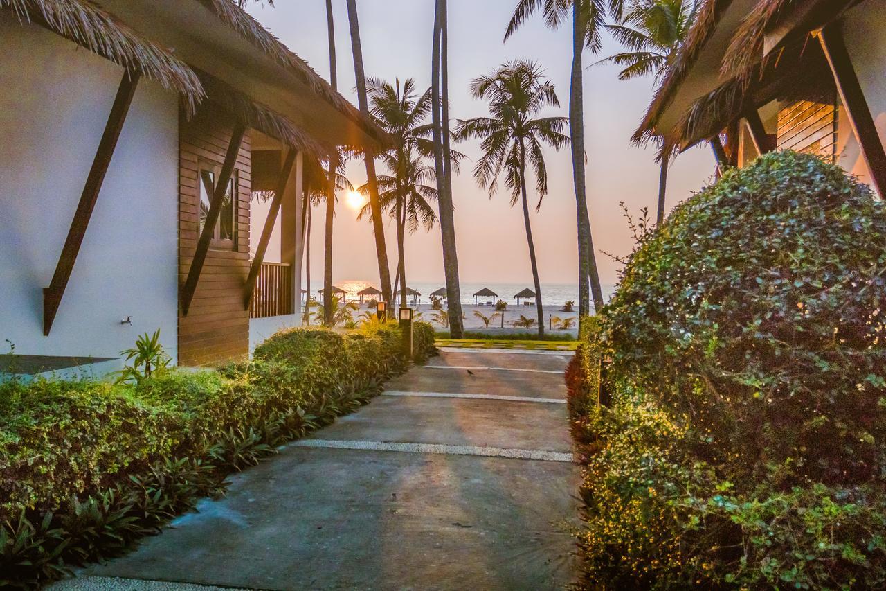 Eskala Hotels And Resorts Ngwesaung Exterior foto